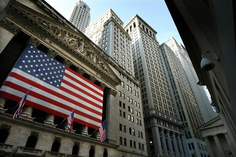 U.S. shares lower at close of trade; Dow Jones Industrial Average down 0.22%
