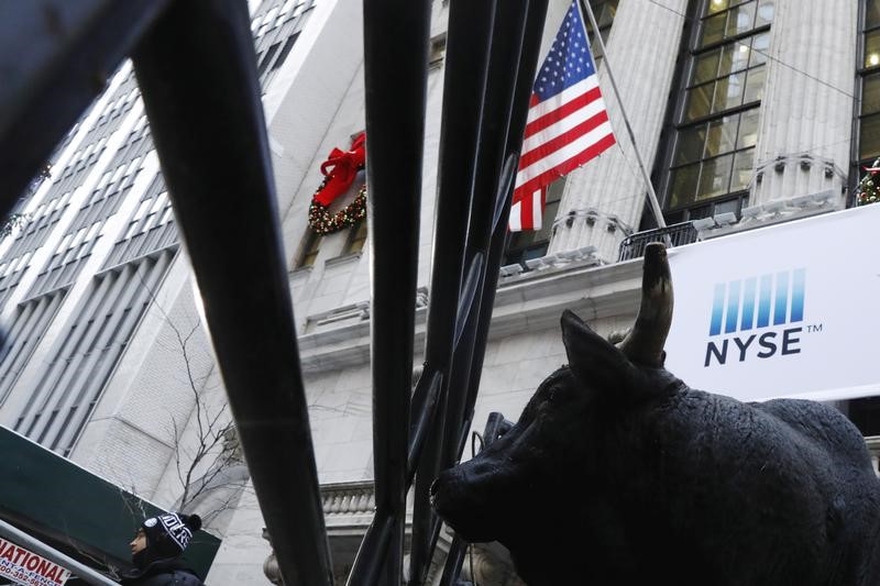 U.S. stocks higher at close of trade; Dow Jones Industrial Average up 0.55%