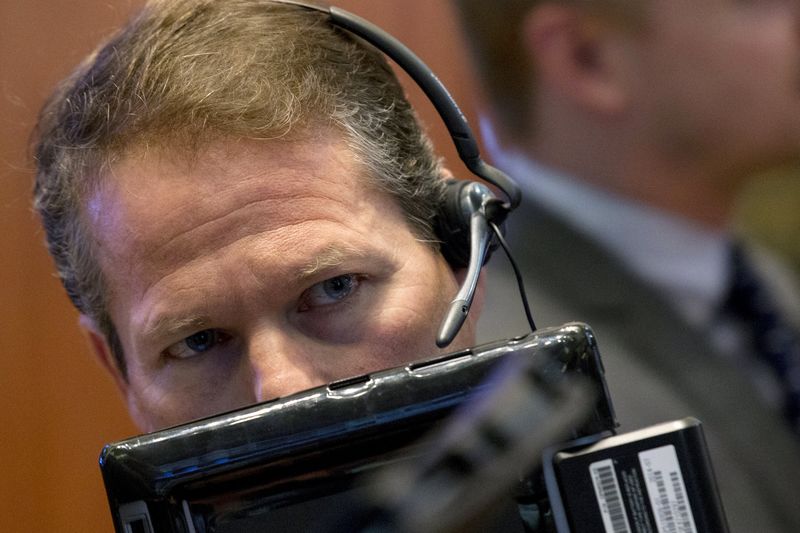 Investor Fear Eases; US Stocks Settle Lower