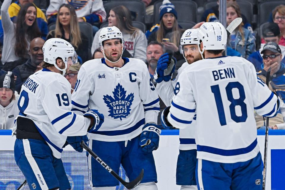 The NHL has fined the Toronto Maple Leafs for travelling during the league-mandated Christmas break for Tuesday&#39;s game in St. Louis. (Getty Images)