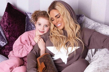 Katie Price mum-shamed for using filter on daughter Bunny’s face