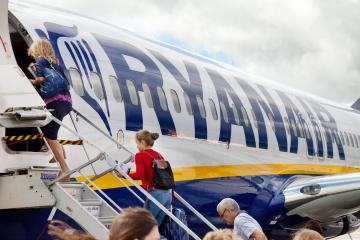 Ryanair boss warns cheap flights are over - with prices to rise this year