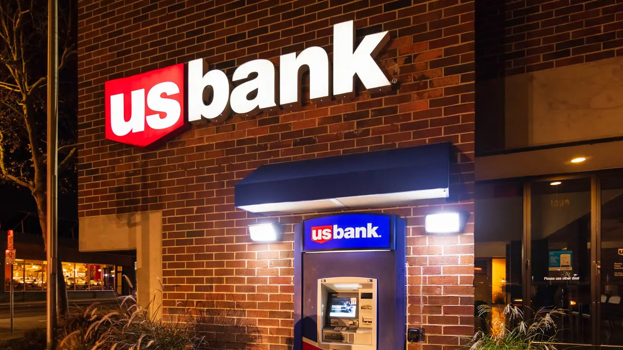 Dec 21, 2019 San Jose / CA / USA - US Bank branch located South San Francisco Bay Area; U.