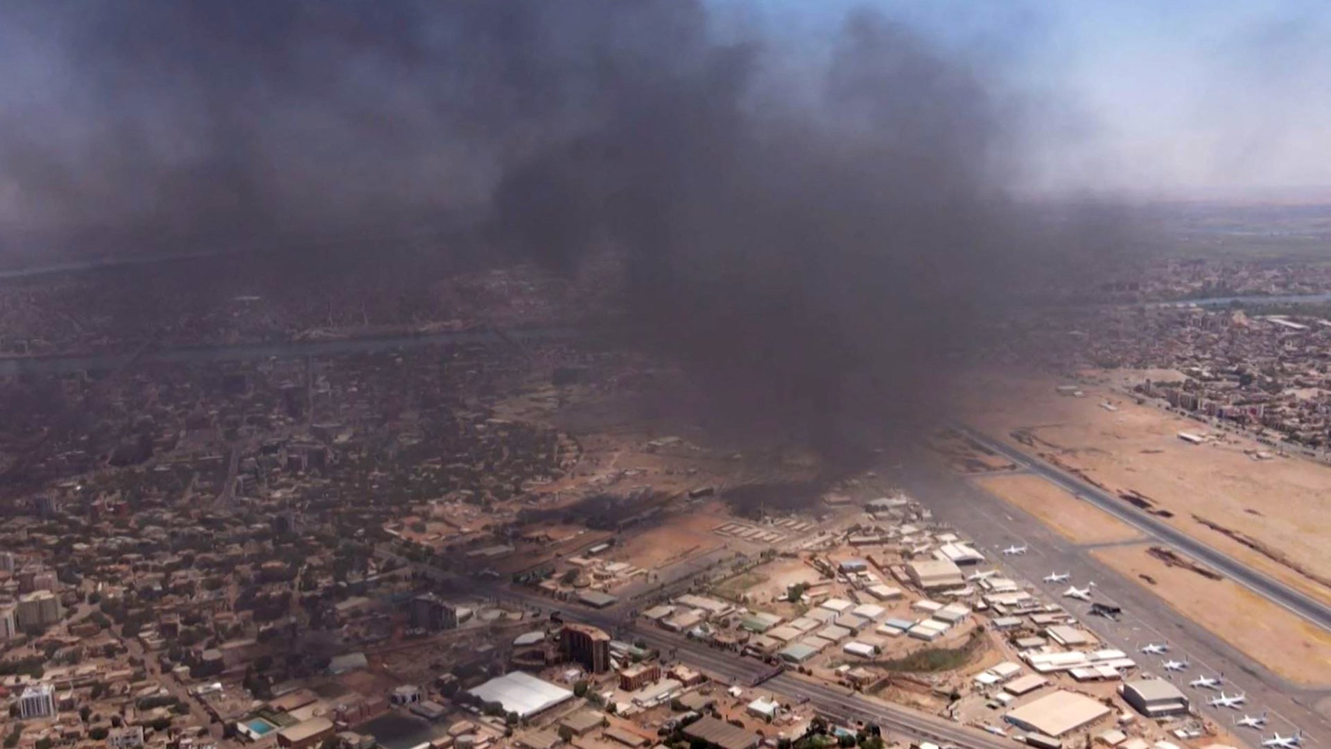 US military prepares for possible evacuation of embassy in Sudan