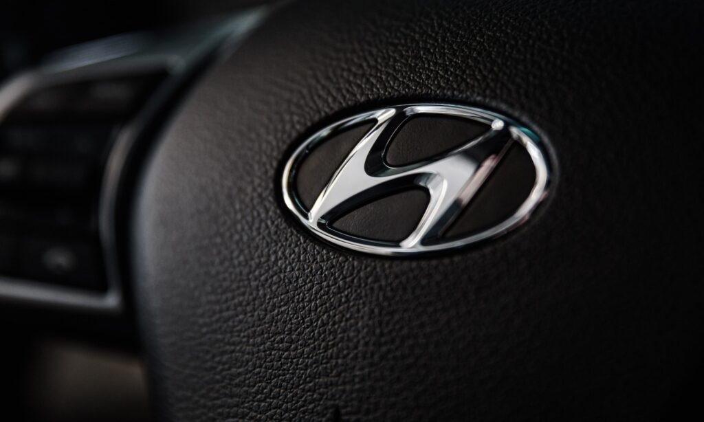 Hyundai steering wheel 
