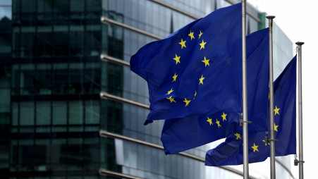 FILE PHOTO: European flags fly outside the European Commission headquarters in Brussels, Belgium September 20, 2023. REUTERS/Yves Herman/File Photo