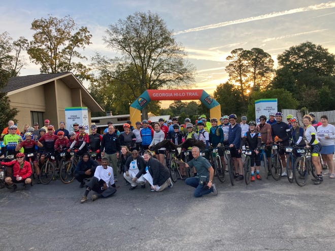 A little more than 70 riders, support staff and Java Joy crew just before riders set off for Savannah from Statesboro.