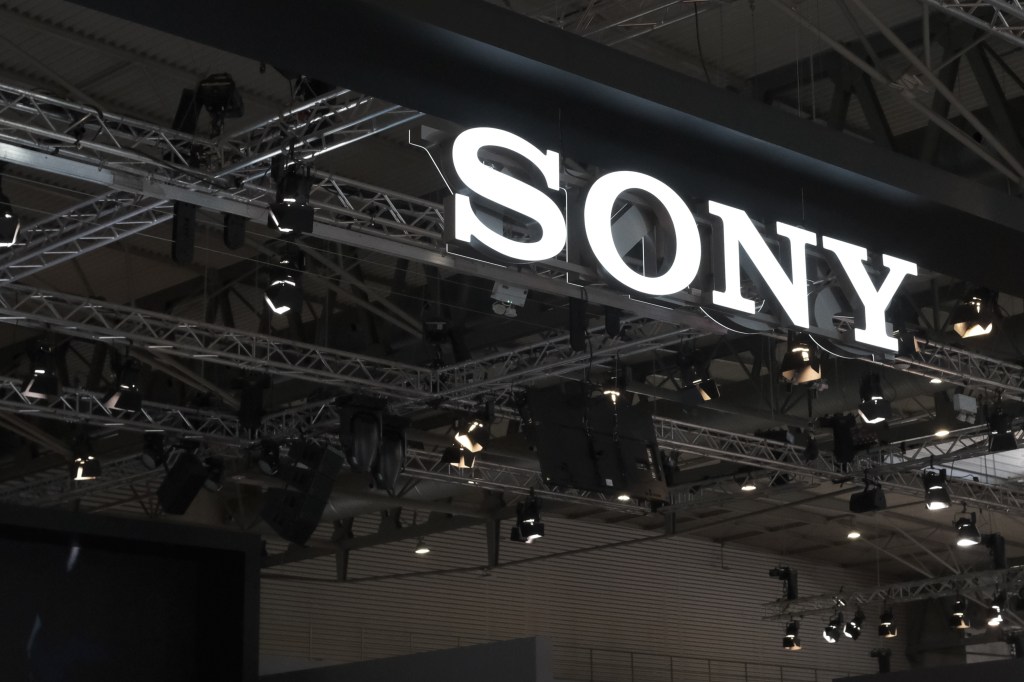 neon Sony sign