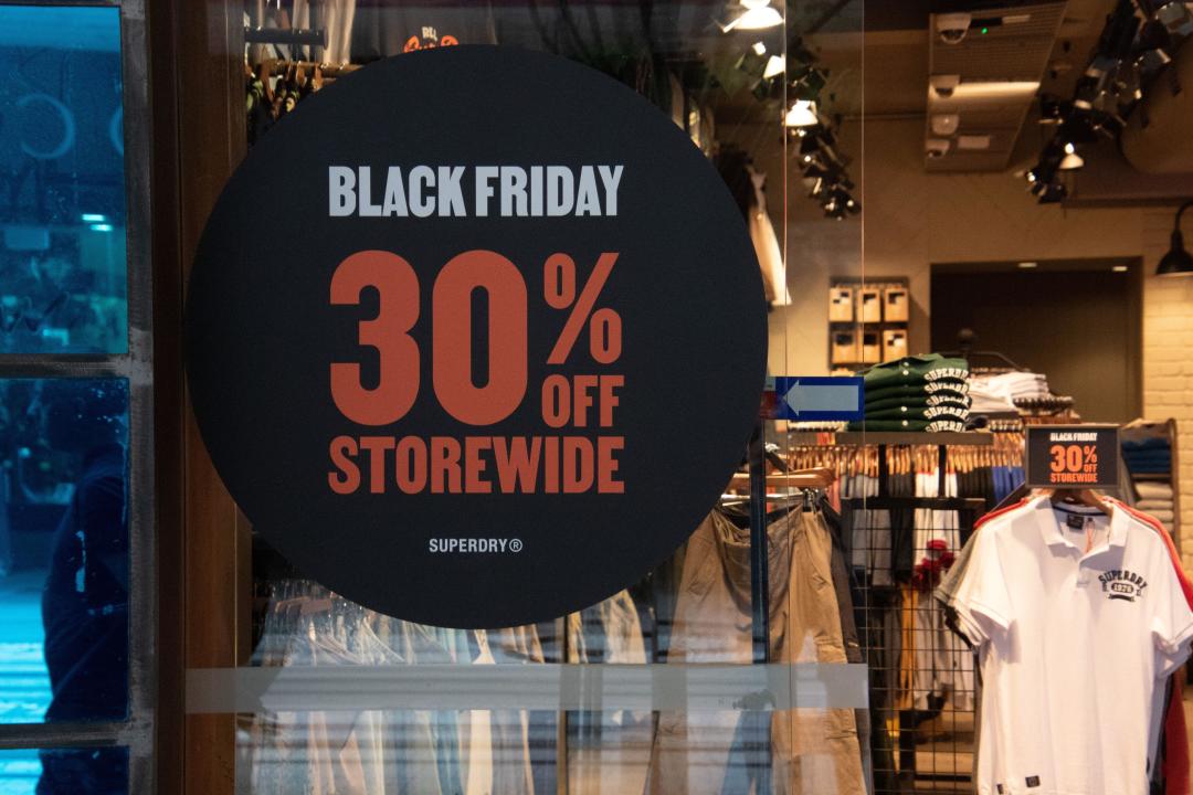 Sydney, Australia. 20th November 2023. Black Friday sales have already begun at many retail outlets in Sydney ahead of the official Black Friday on 24th November 2023. Pictured: Superdry. Credit: Richard Milnes/Alamy Live News