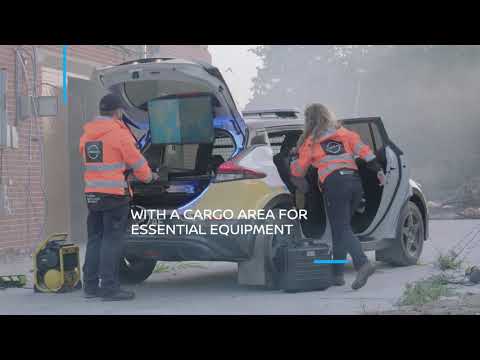 Nissan RE-LEAF: 100% electric emergency response vehicle concept