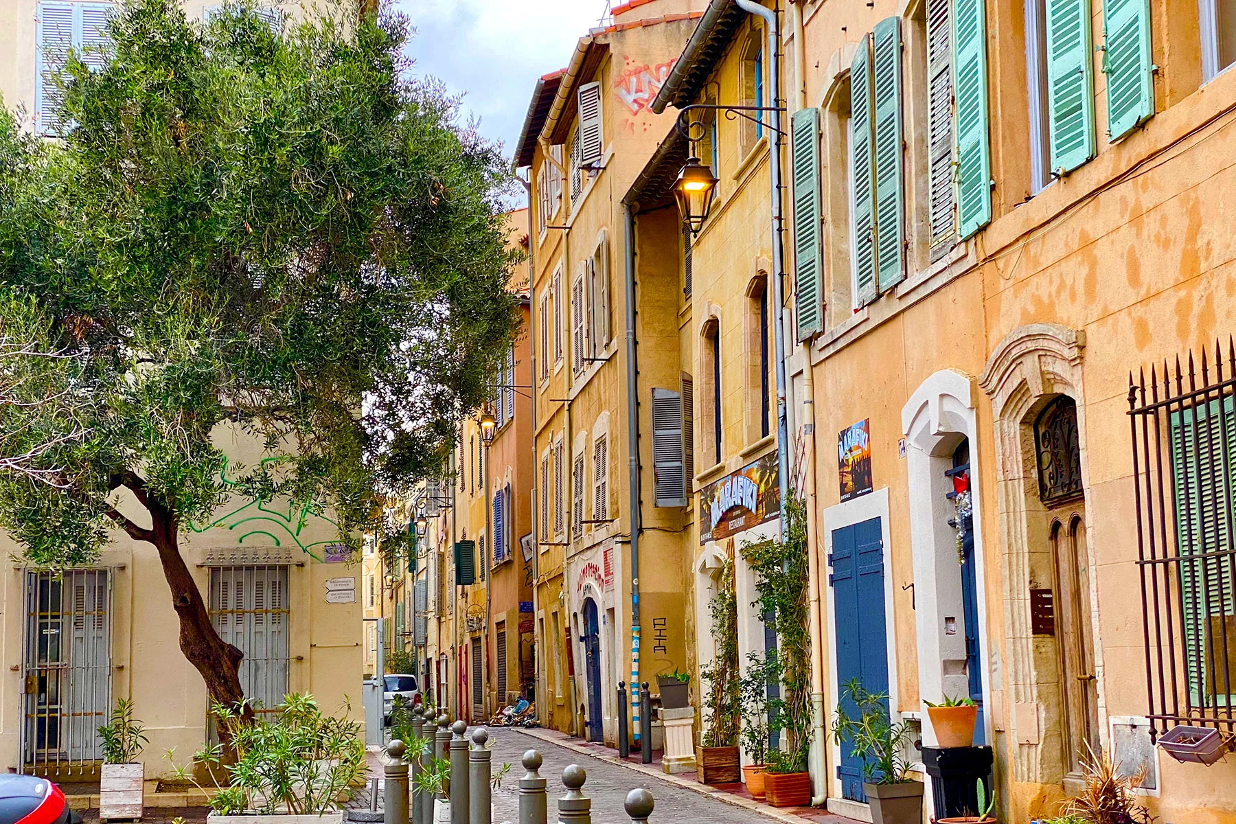 A narrow street in Marseille