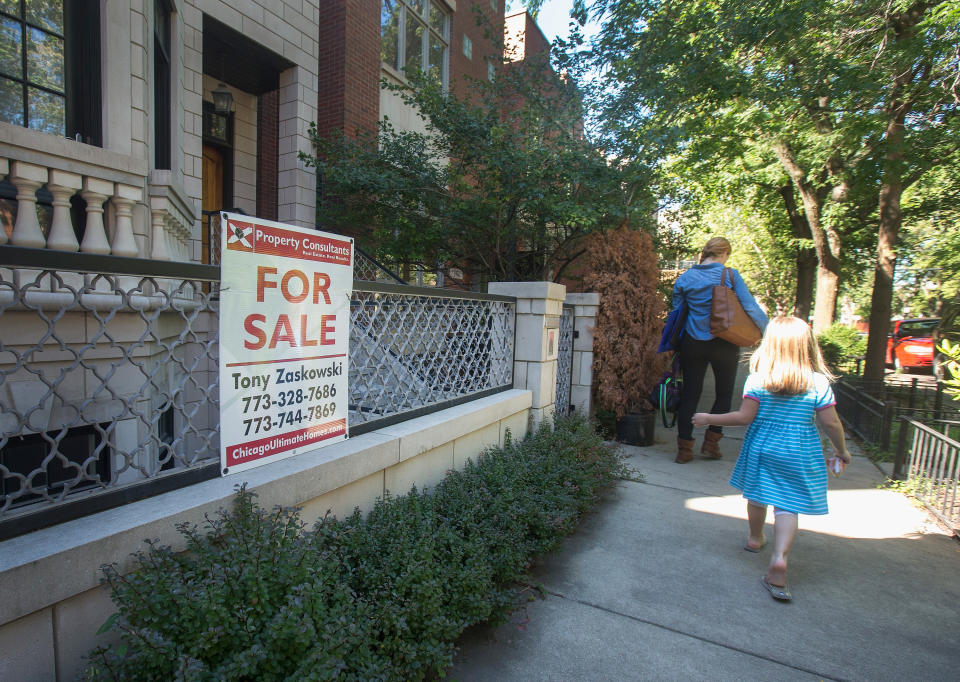 A previously-owned home is offered for sale in the Bucktown neighborhood of Chicago, during the summer. (Credit: Scott Olson, Getty Images)