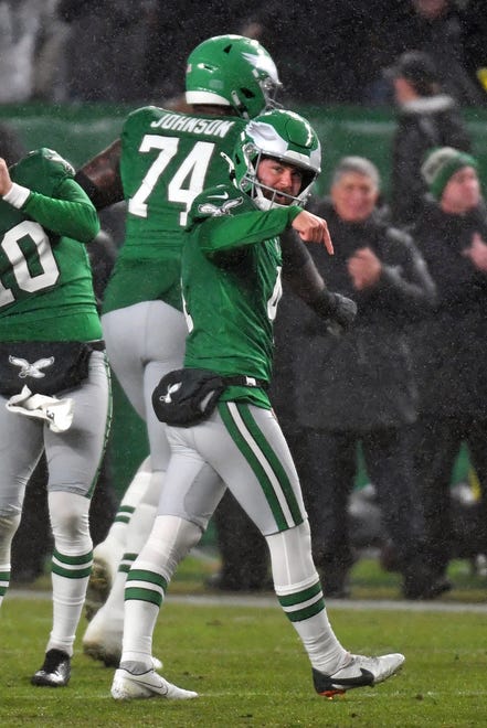 Nov 26, 2023; Philadelphia, Pennsylvania, USA; Philadelphia Eagles place kicker Jake Elliott (4) reacts after game-tying field goal in regulation against the Buffalo Bills at Lincoln Financial Field. Mandatory Credit: Eric Hartline-USA TODAY Sports