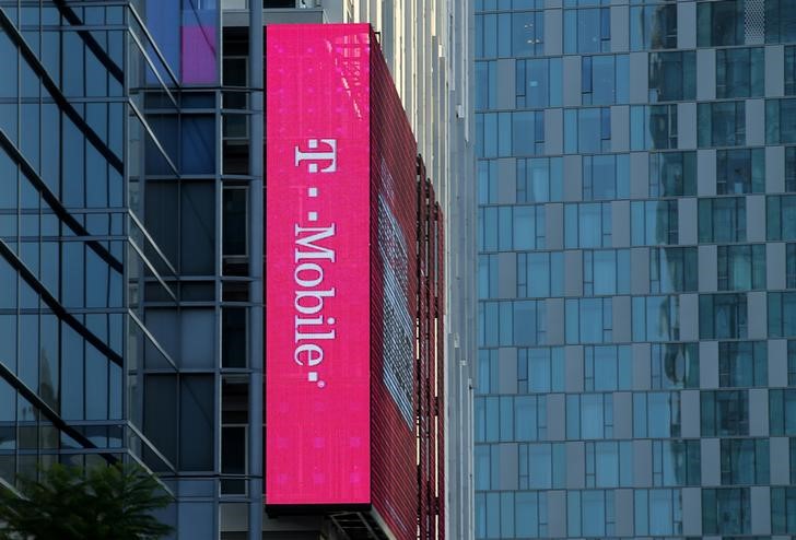 T-Mobile USA to issue senior notes for corporate funding