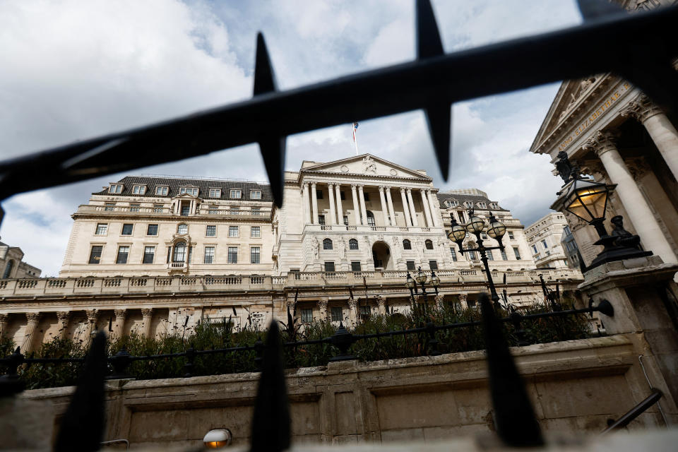 interest rates FILE PHOTO: A general view shows the Bank of England in London, Britain, September 21, 2023. REUTERS/Peter Nicholls/File Photo