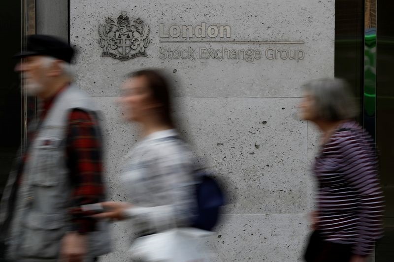 U.K. shares lower at close of trade; Investing.com United Kingdom 100 down 0.22%