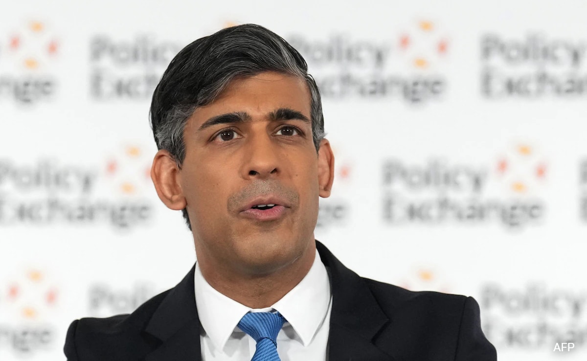 Rishi Sunak Blindsided His Own Finance Minister With Sudden UK Poll Call