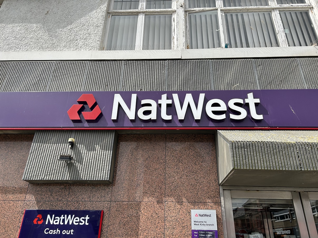 Natwest closure delayed as banking hub plans move forward Money Lowdown