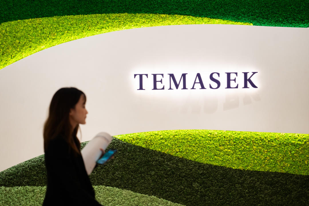 US will remain the largest destination for Temasek as they continue a cautious approach to China. (Photographer: Nicky Loh/Bloomberg)