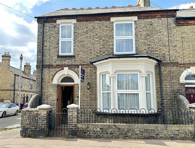 This end-of-terrace has three bedrooms and is just a short walk from the High Street