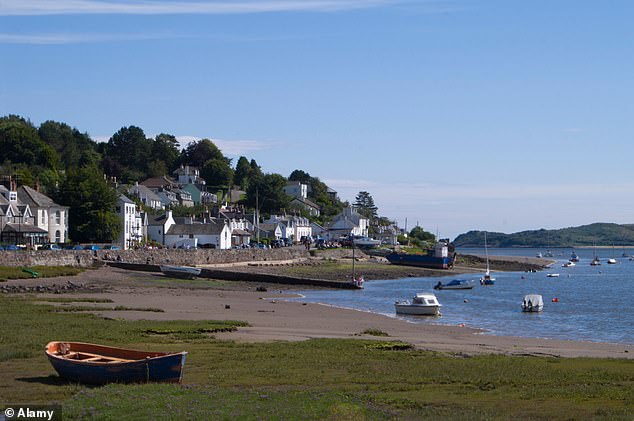 Kippford, with its waterside location, is an ideal holiday base
